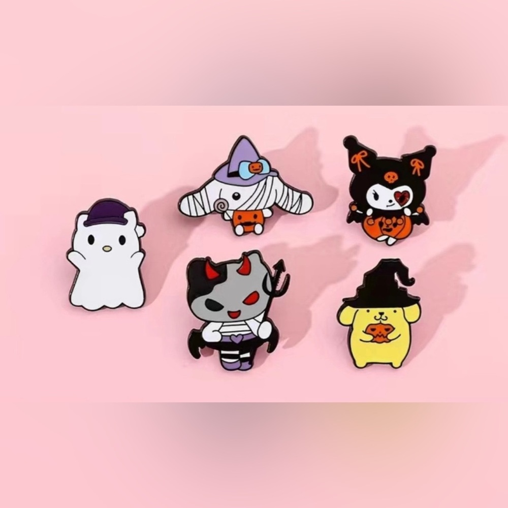 Halloween ‘23  Sanrio Kuromi My Melody Cinnamoroll Hello Kitty Pin Set